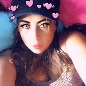 Meet your Posher, Edith